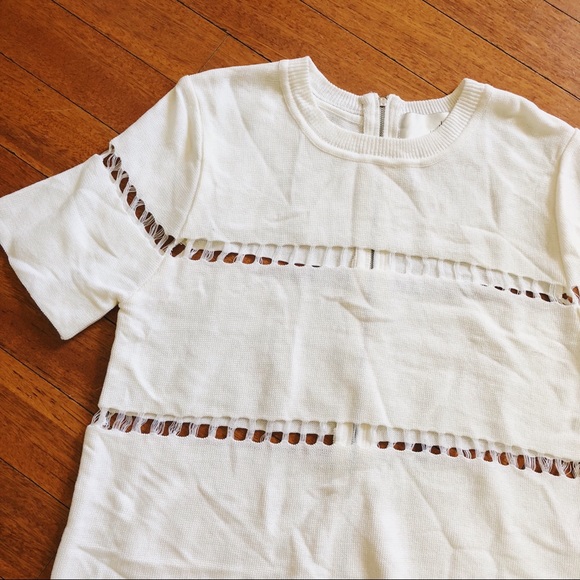 J.O.A. White Distressed Hole Sweater Top Zipper M - Picture 2 of 4